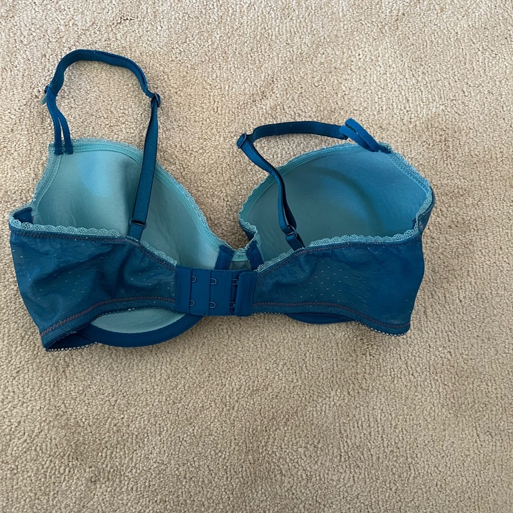 Bra - Picture 2 of 7